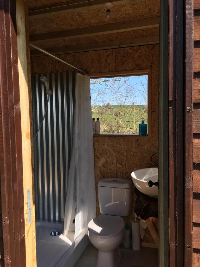 The Shepherds Hut At The Shippen, Tiphayes Honiton Kültér fotó